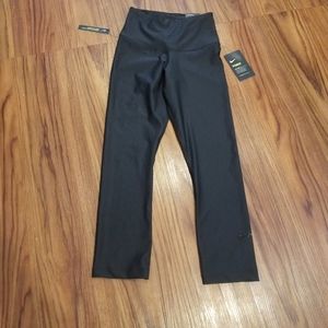 NWT Nike Power Sculpt Victory Leggings